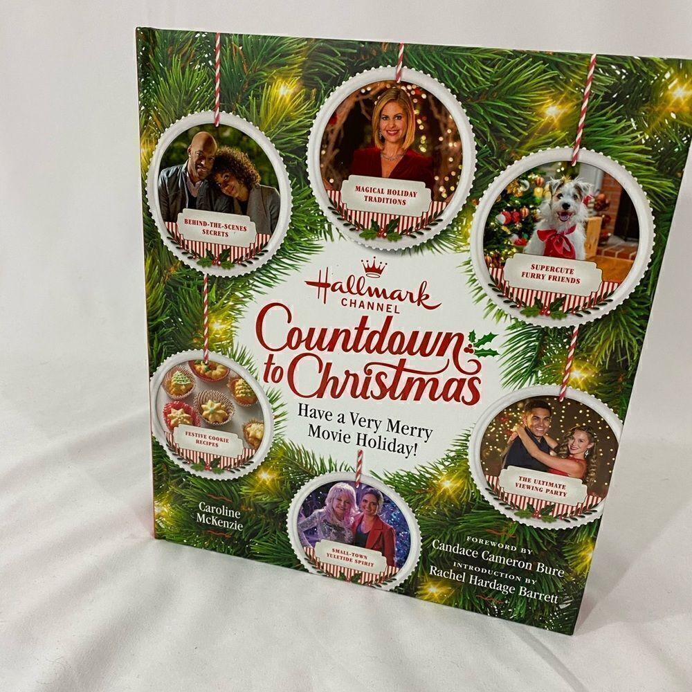 NWT Hallmark Channel Countdown to Christmas Book